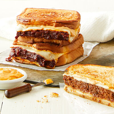 Mom&rsquo;s Meatloaf Grilled Cheese
