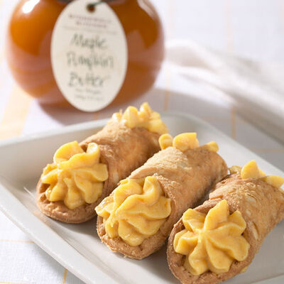 Maple Pumpkin Cannoli